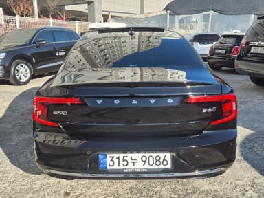 S90