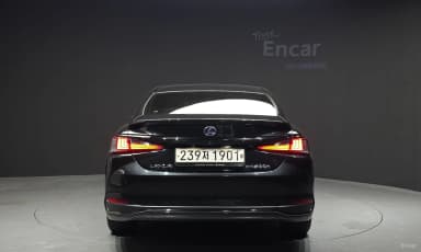 ES300h 7th Generation