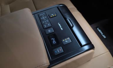 ES300h 7th Generation