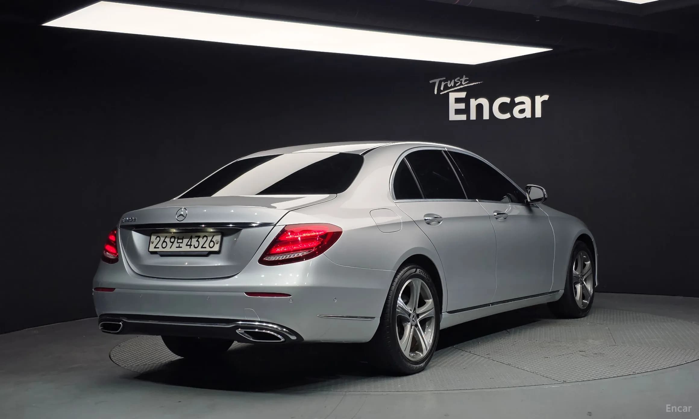 E-Class W213