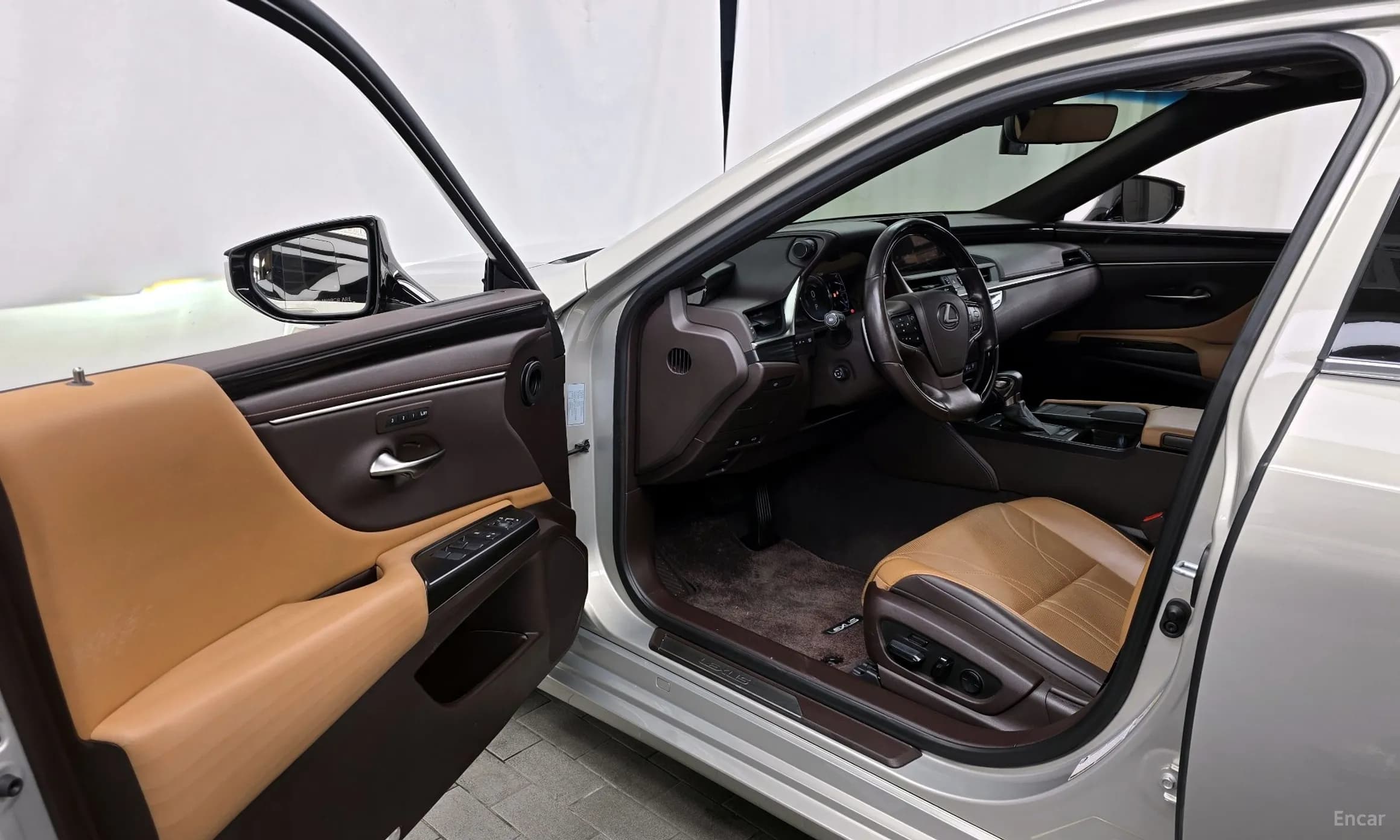 ES300h 7th Generation