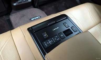 ES300h 7th Generation