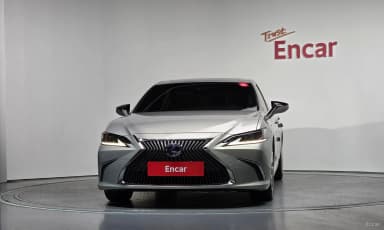 ES300h 7th Generation