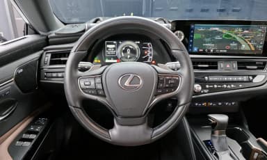 ES300h 7th Generation