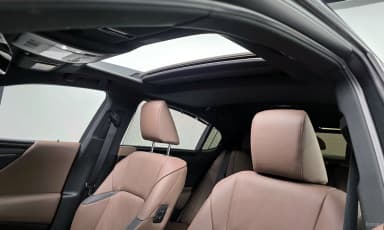 ES300h 7th Generation