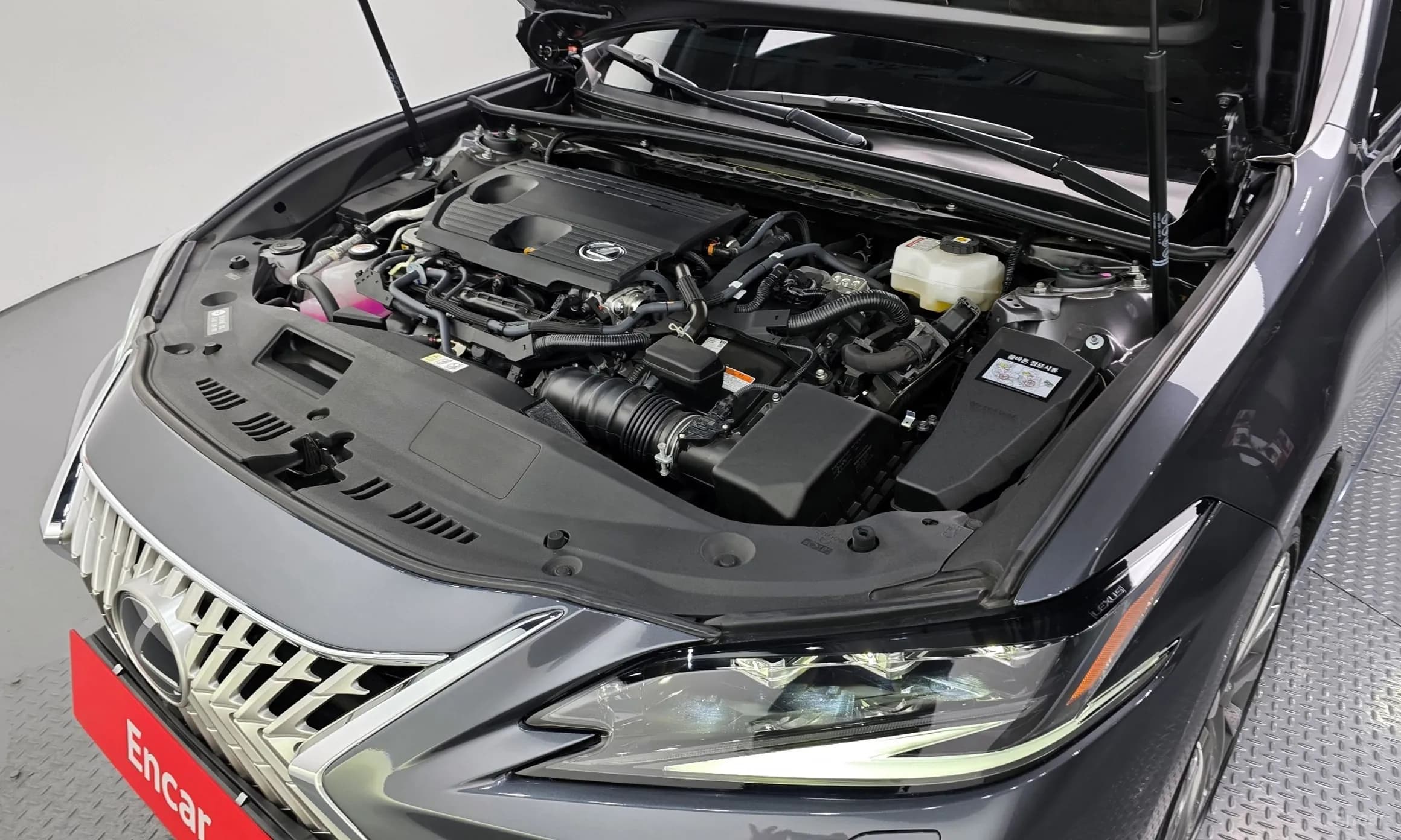 ES300h 7th Generation