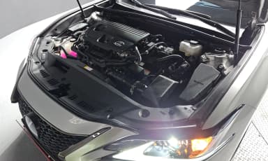 ES300h 7th Generation