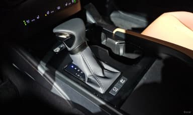 ES300h 7th Generation