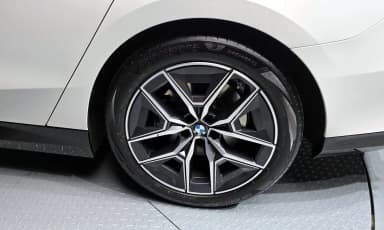 5 Series (G60)