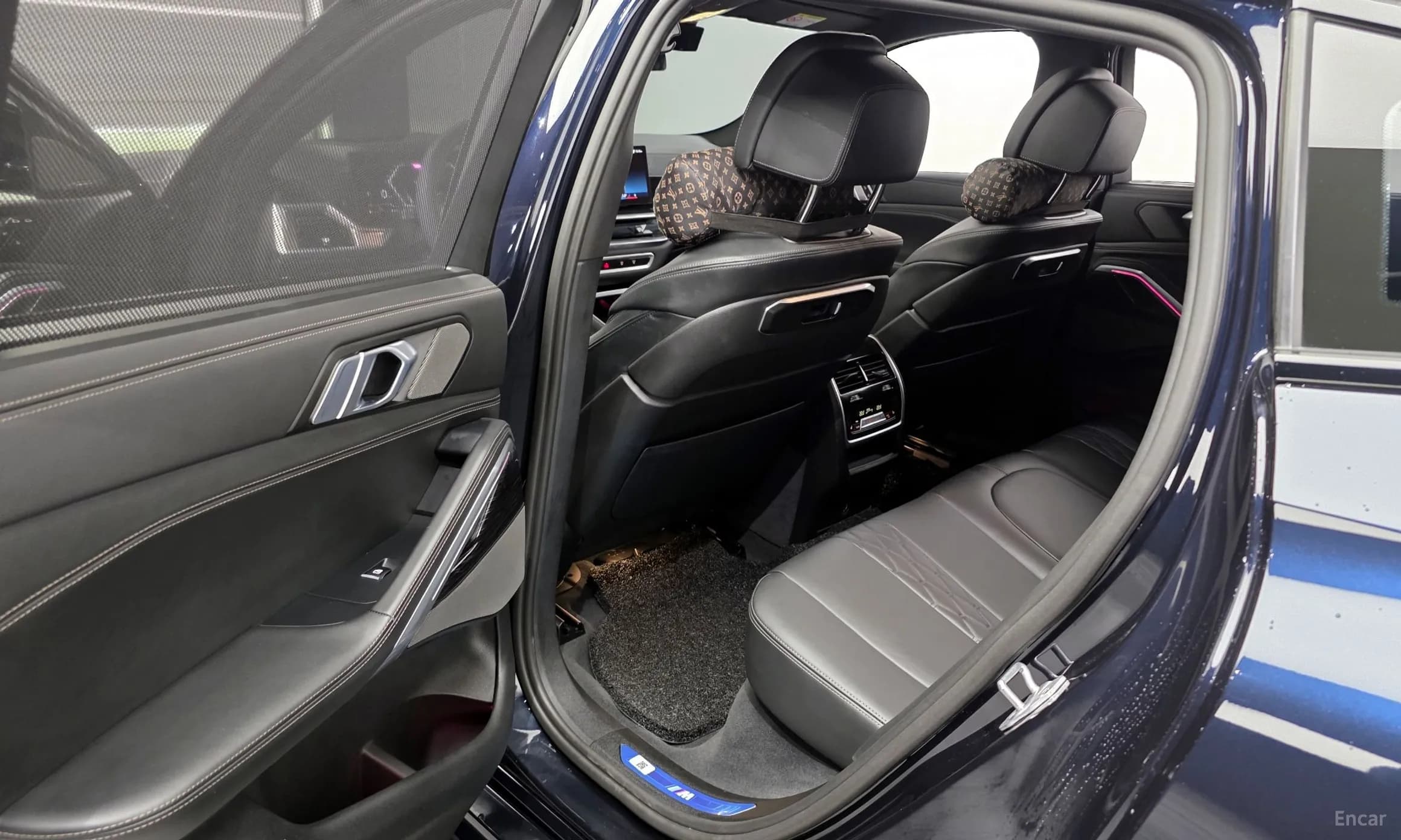 X6 (G06)