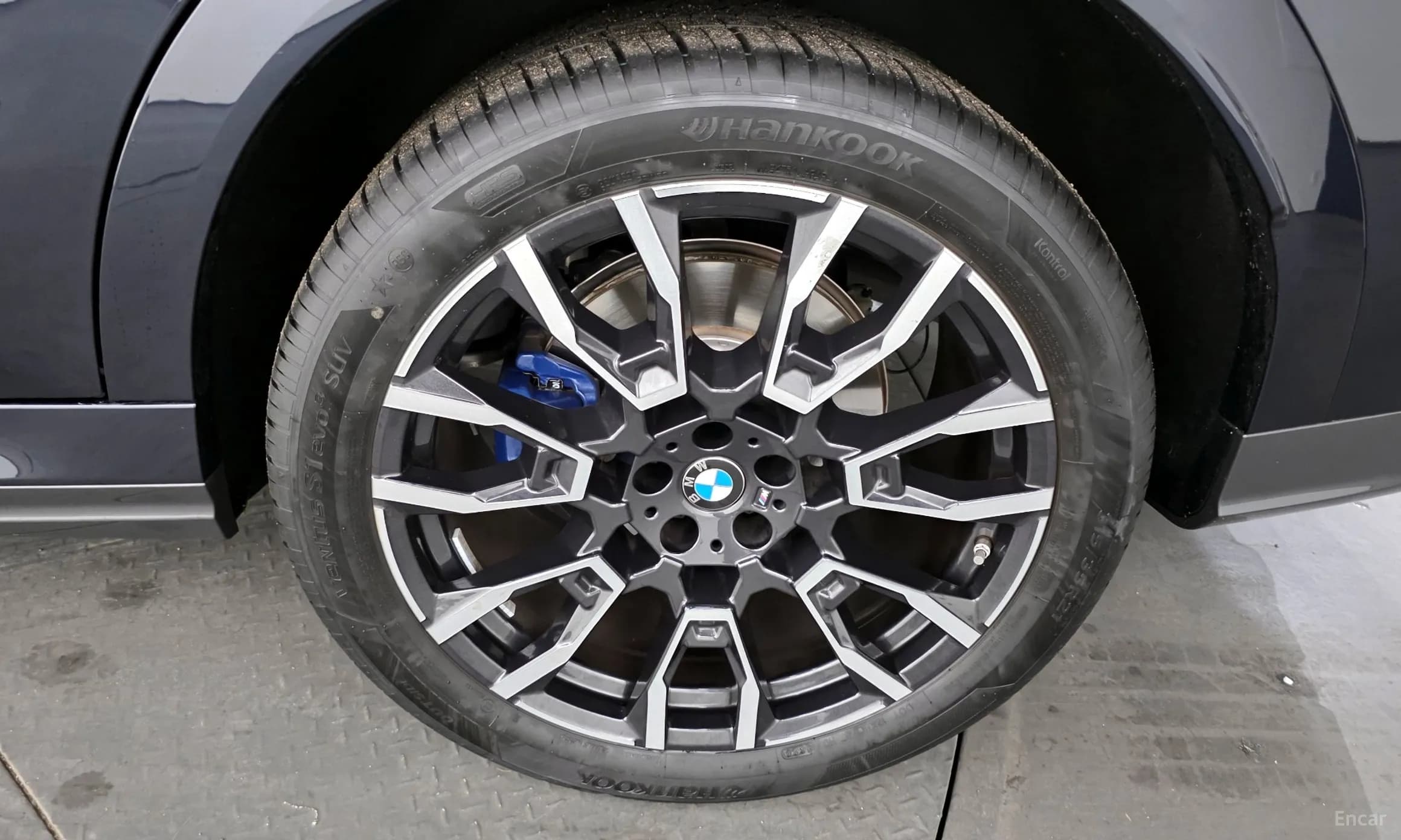 X6 (G06)