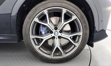 X6 (G06)