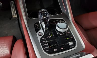 X6 (G06)