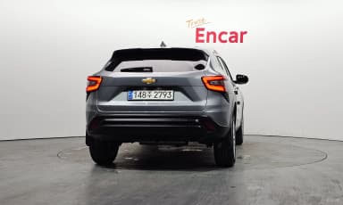 Trax Crossover