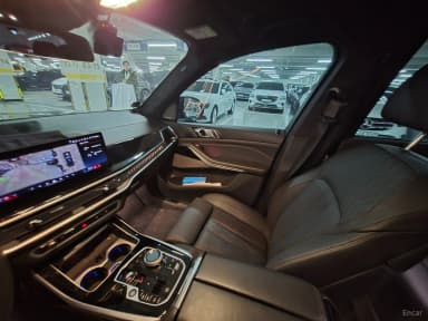 X7 (G07)