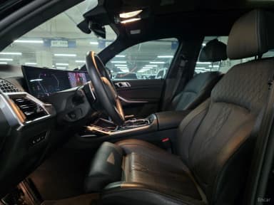 X7 (G07)