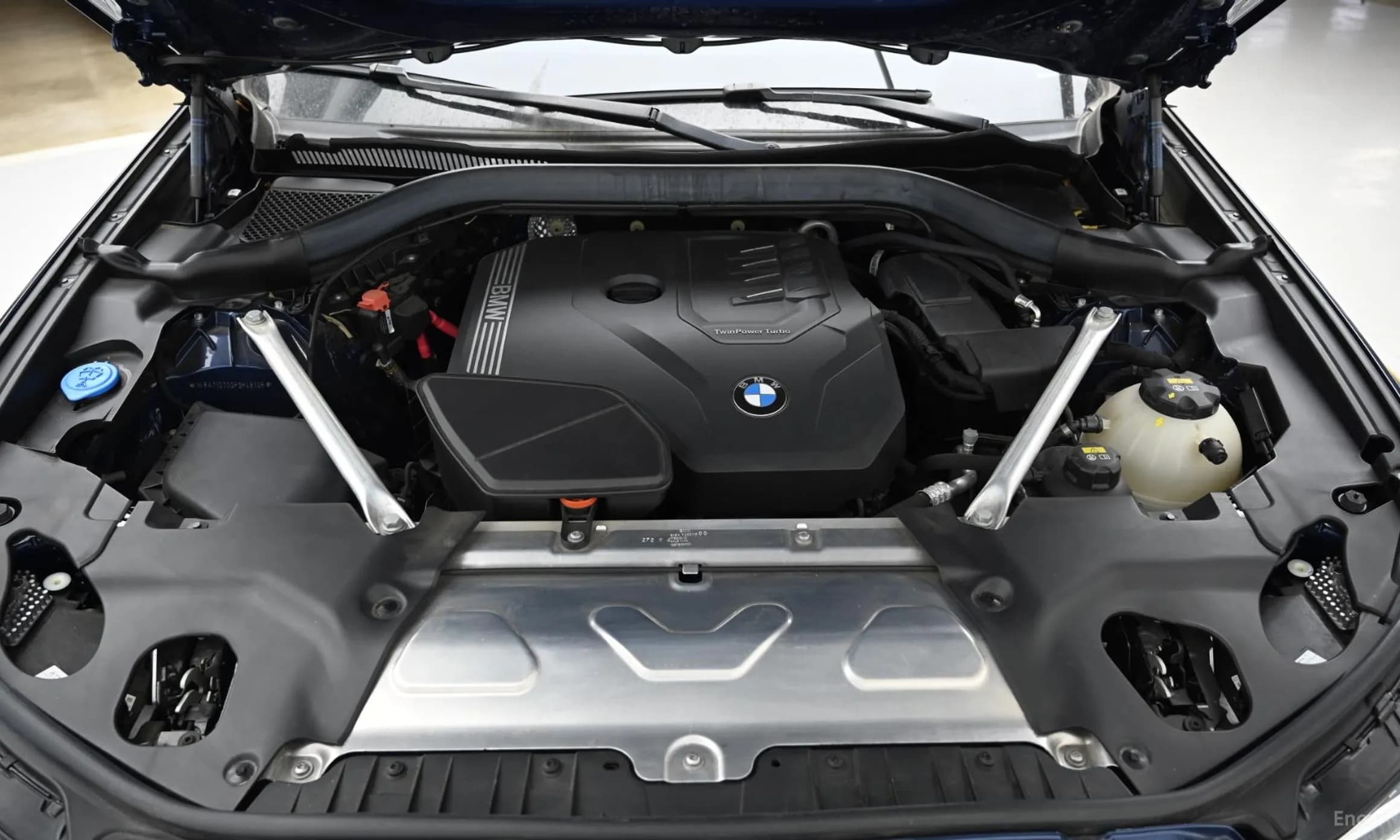 X4 (G02)