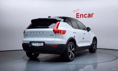 XC40