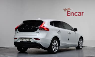 V40