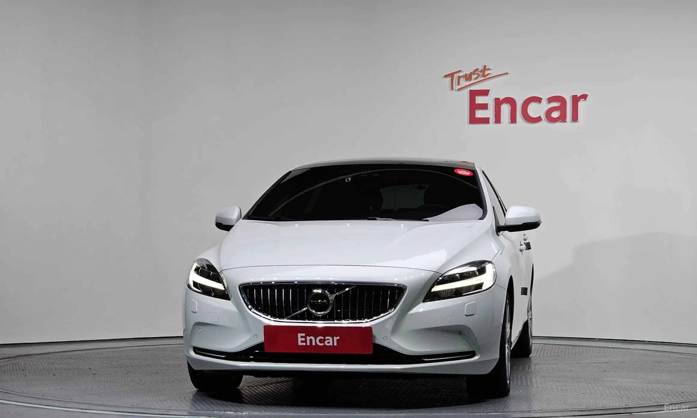 V40