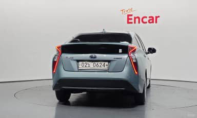 Prius 4th Generation