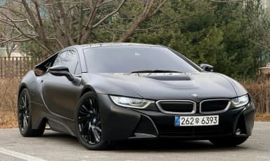 i8