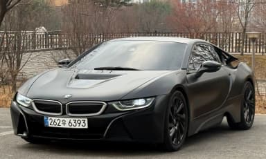 i8