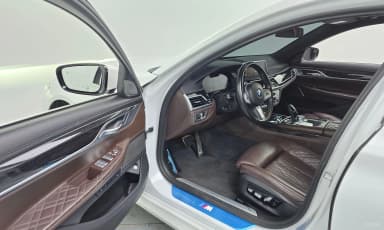 7 Series (G11)