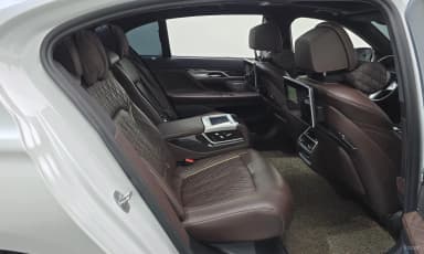 7 Series (G11)