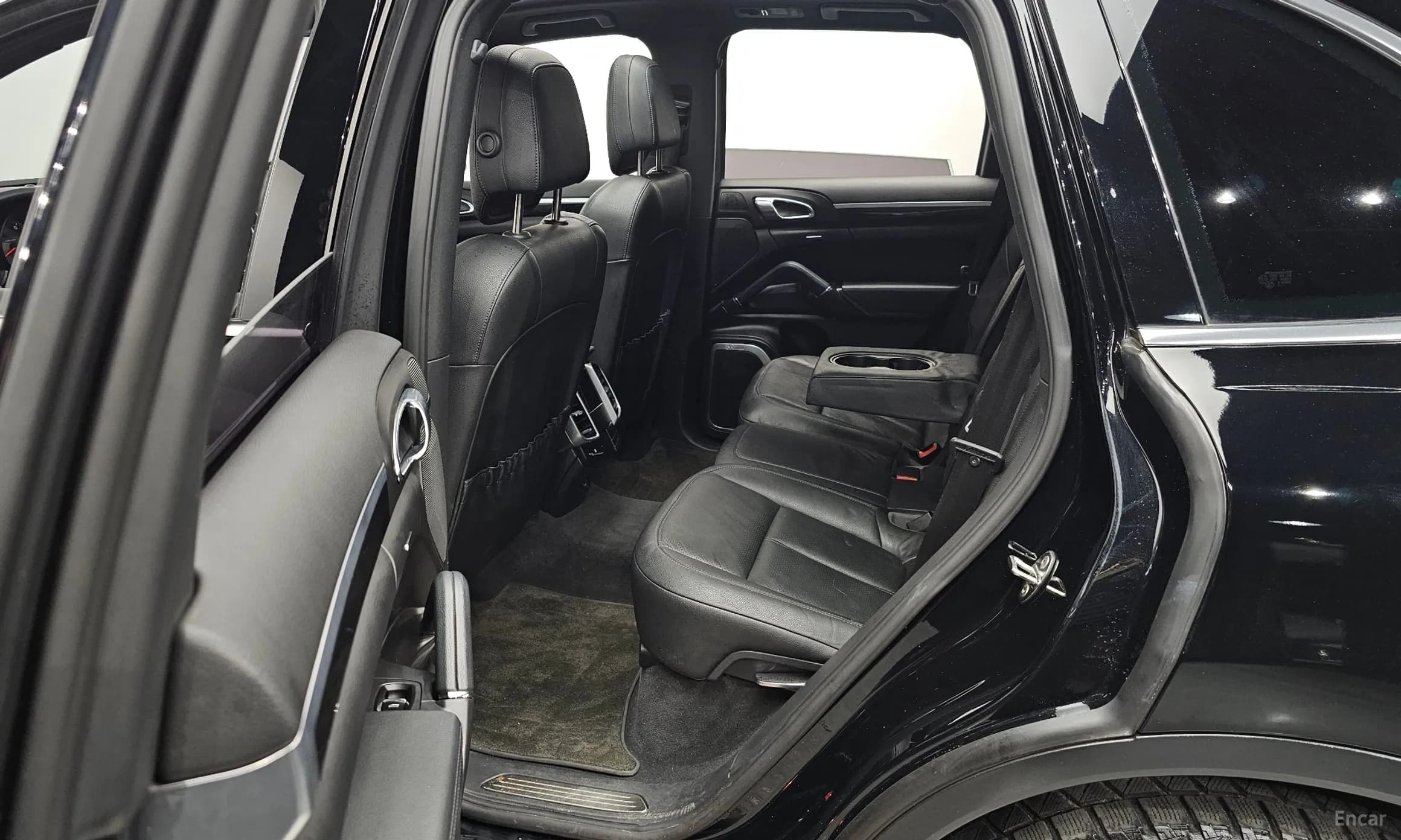 New Cayenne