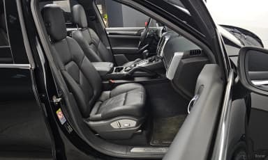 New Cayenne