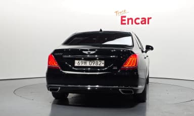 EQ900