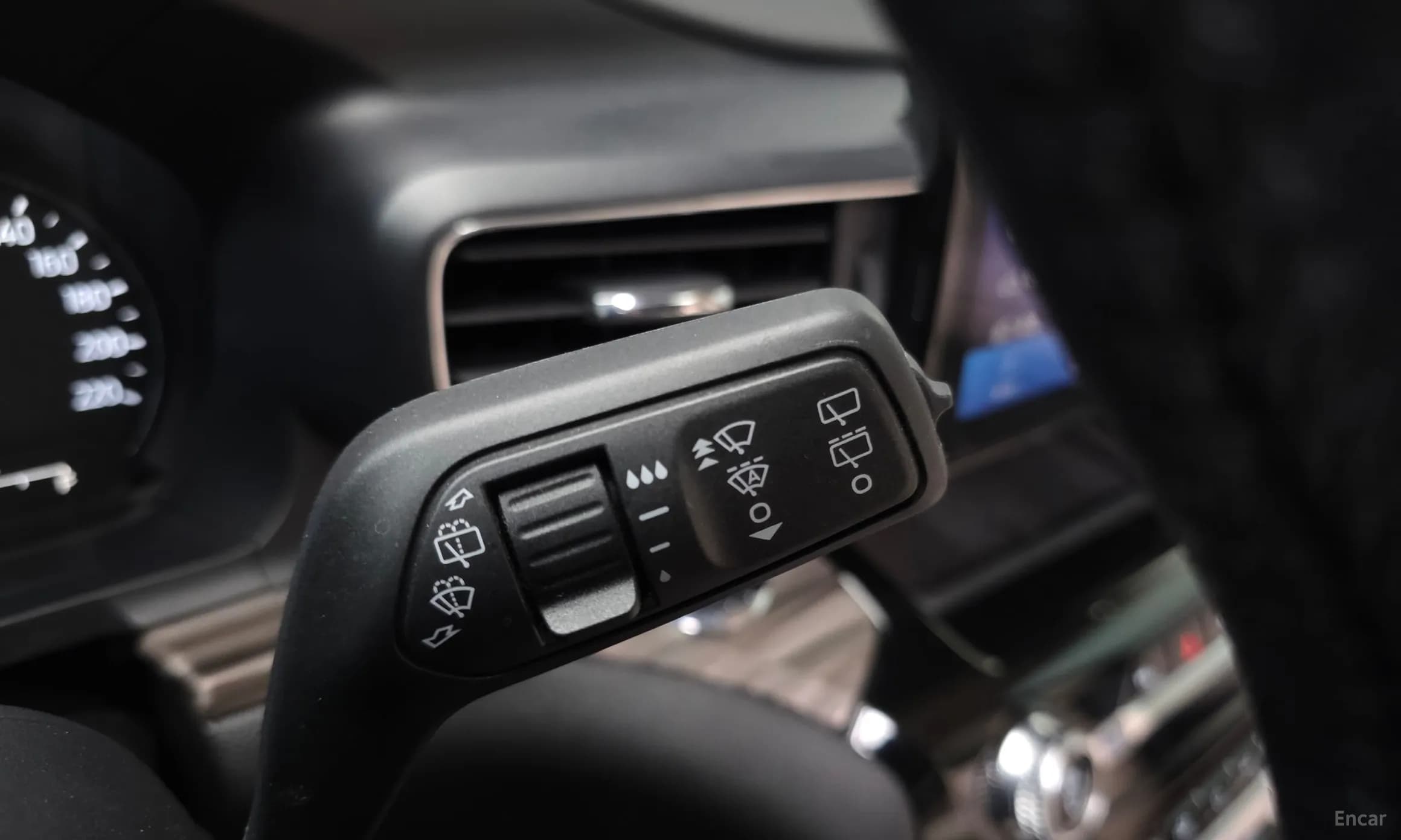 Explorer 6th Generation