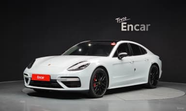 Panamera (971)