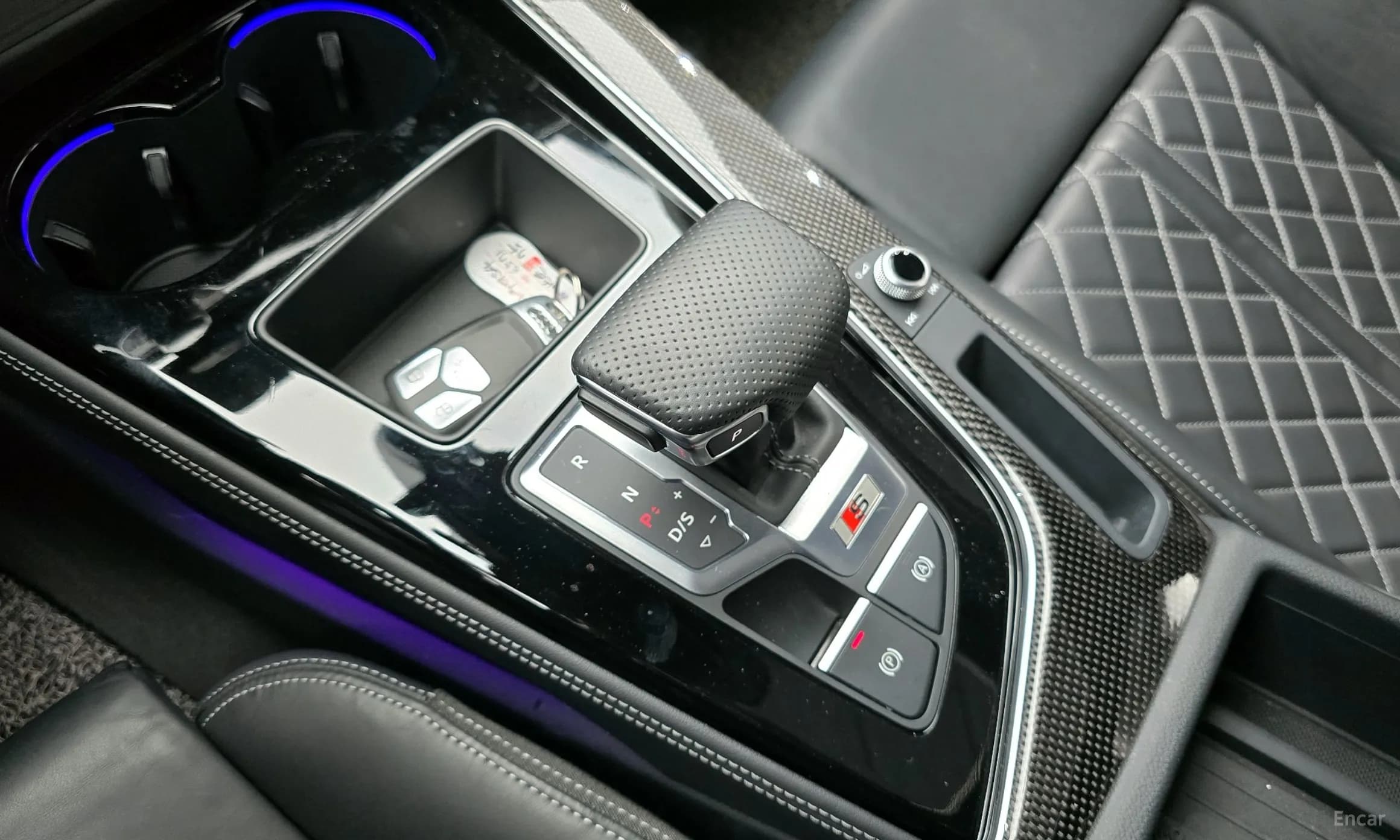S4 (B9)