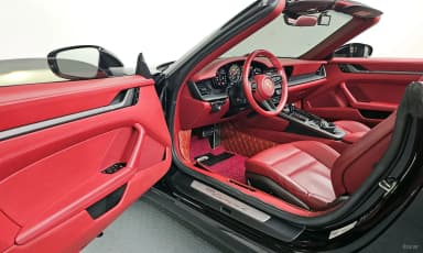 911 (992)