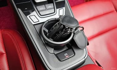 911 (992)