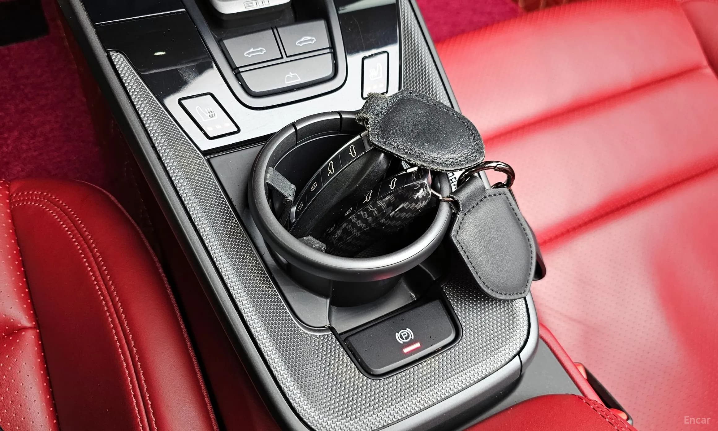 911 (992)