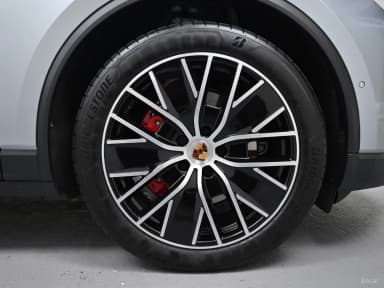 Macan EV