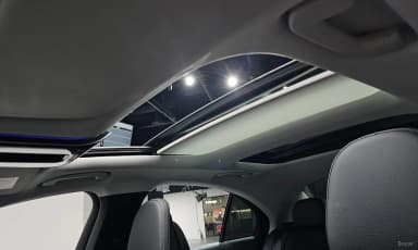E-Class W214