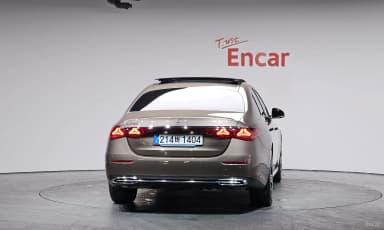 E-Class W214