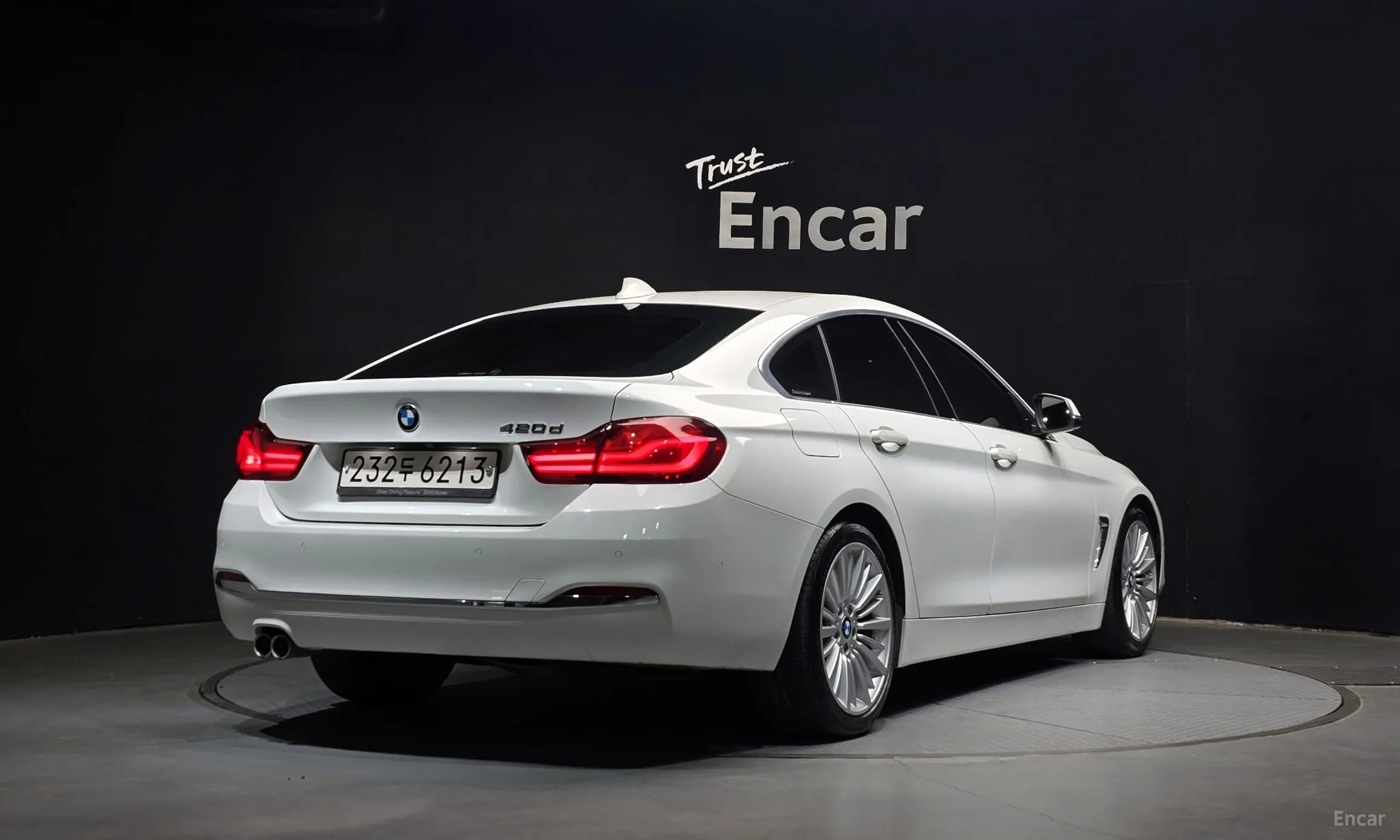 Series 4 (F32)