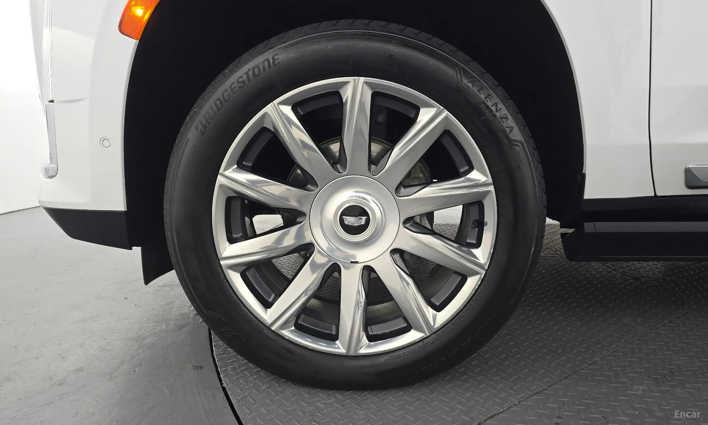 Escalade 5th Generation