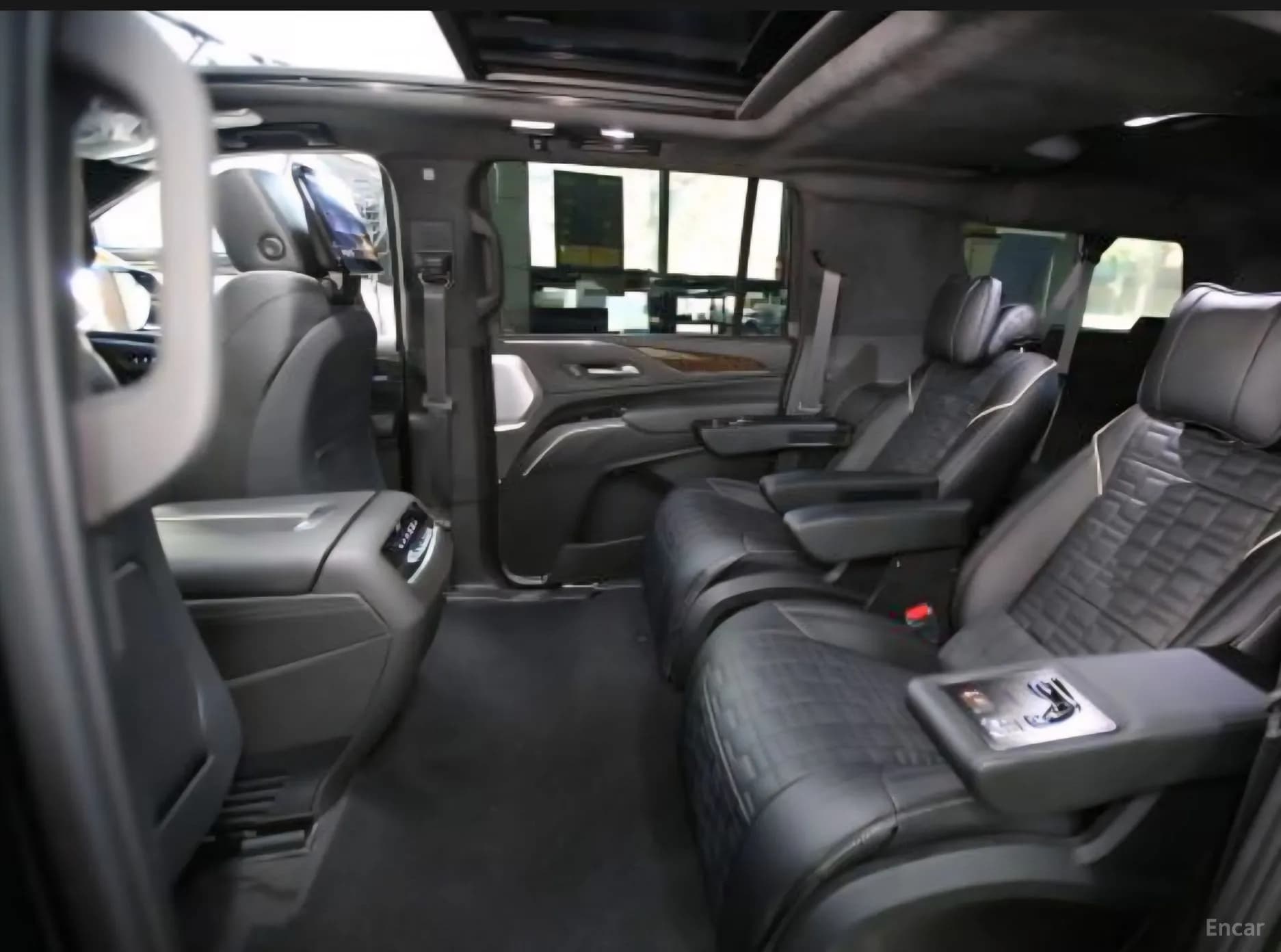 Escalade 5th Generation