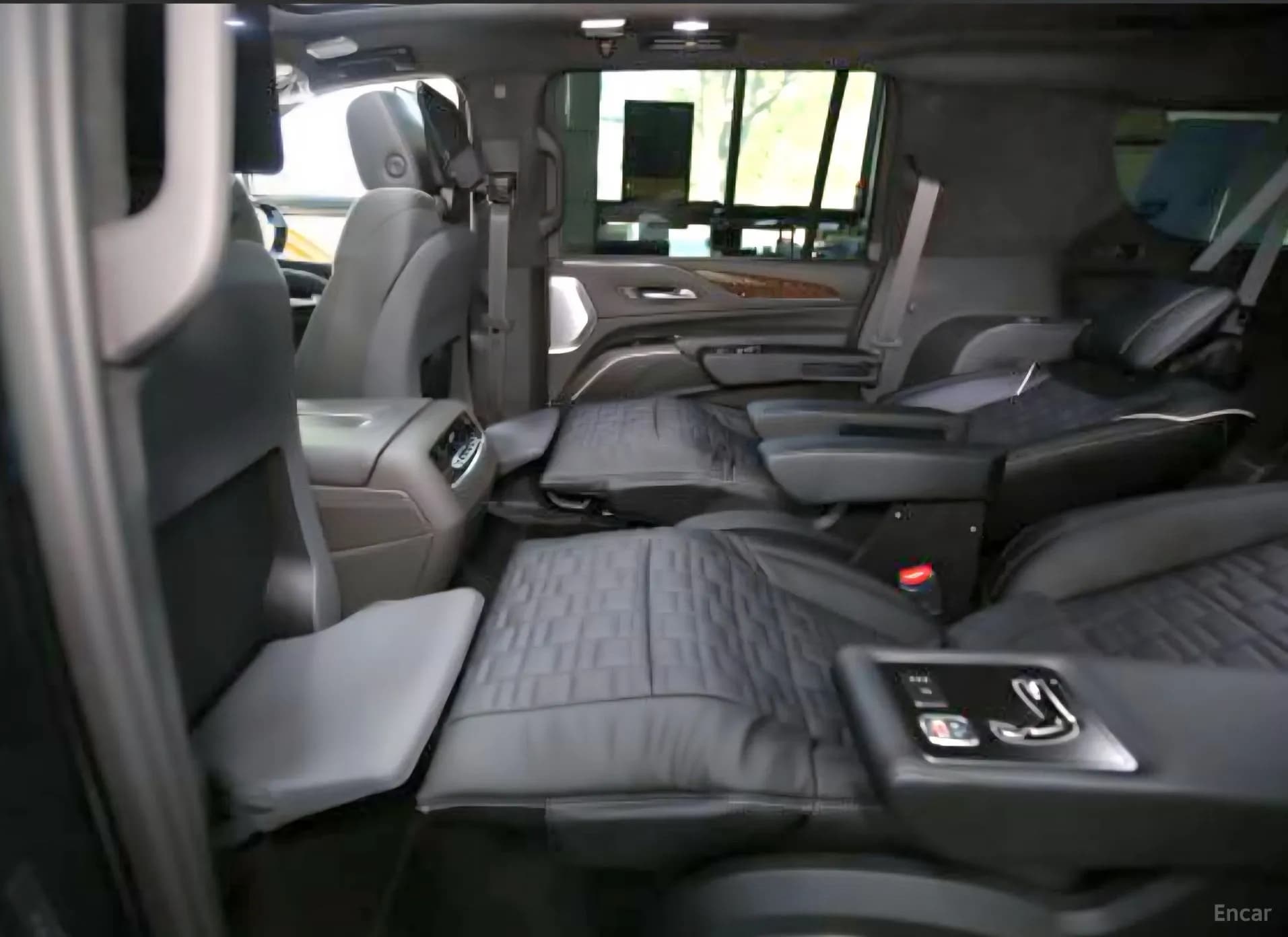 Escalade 5th Generation