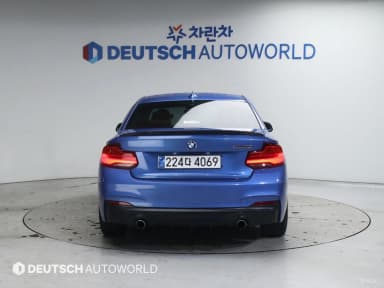 2 Series (F22)