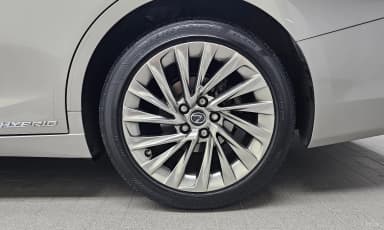 ES300h 7th Generation