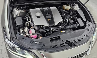 ES300h 7th Generation