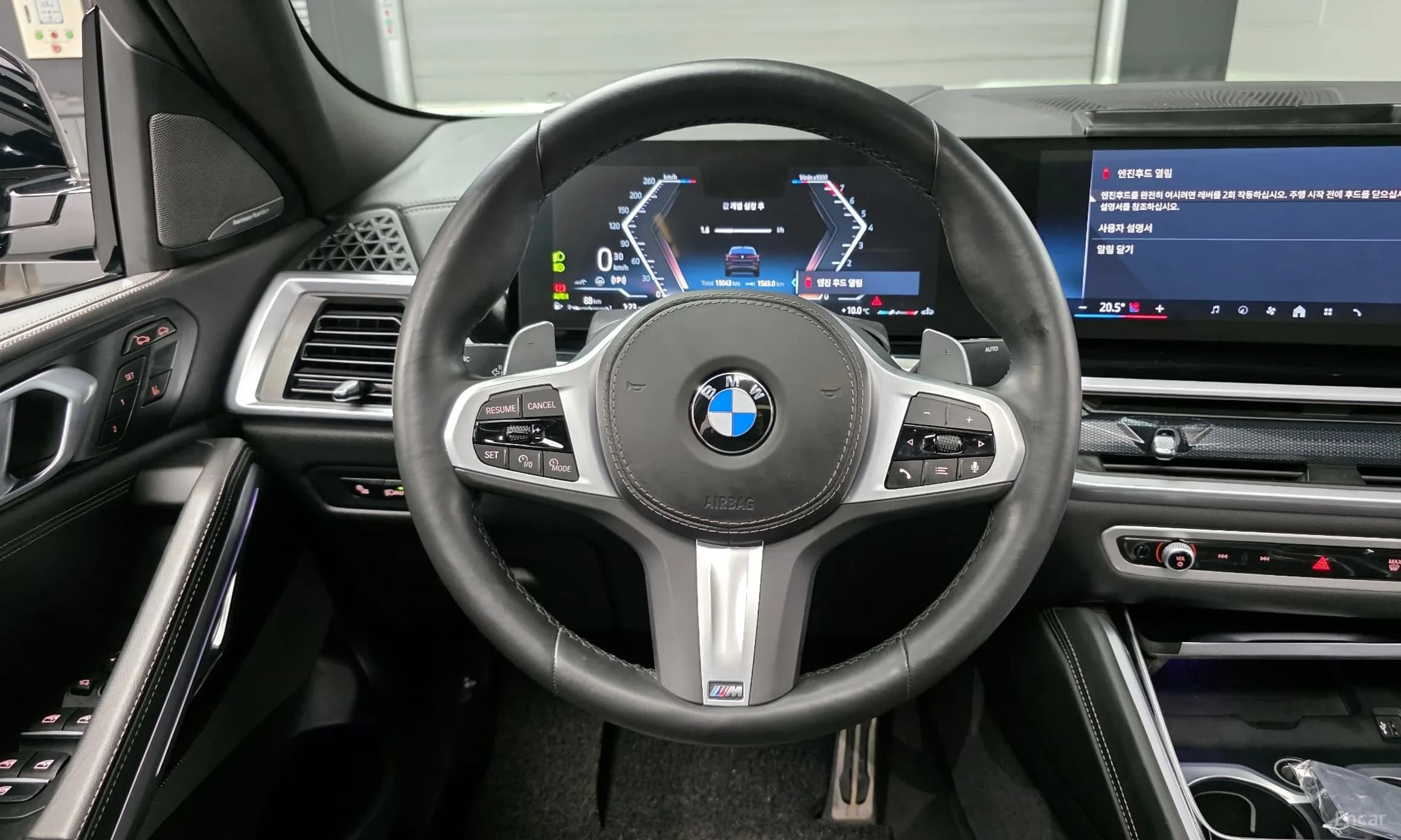 X6 (G06)