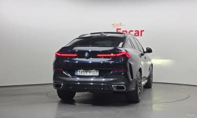 X6 (G06)